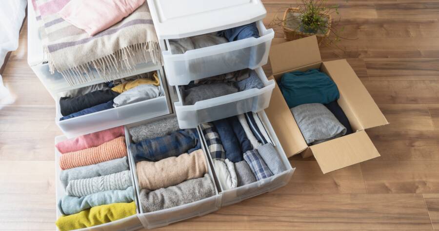 5 Space-Saving Storage Methods For Seasonal Clothing